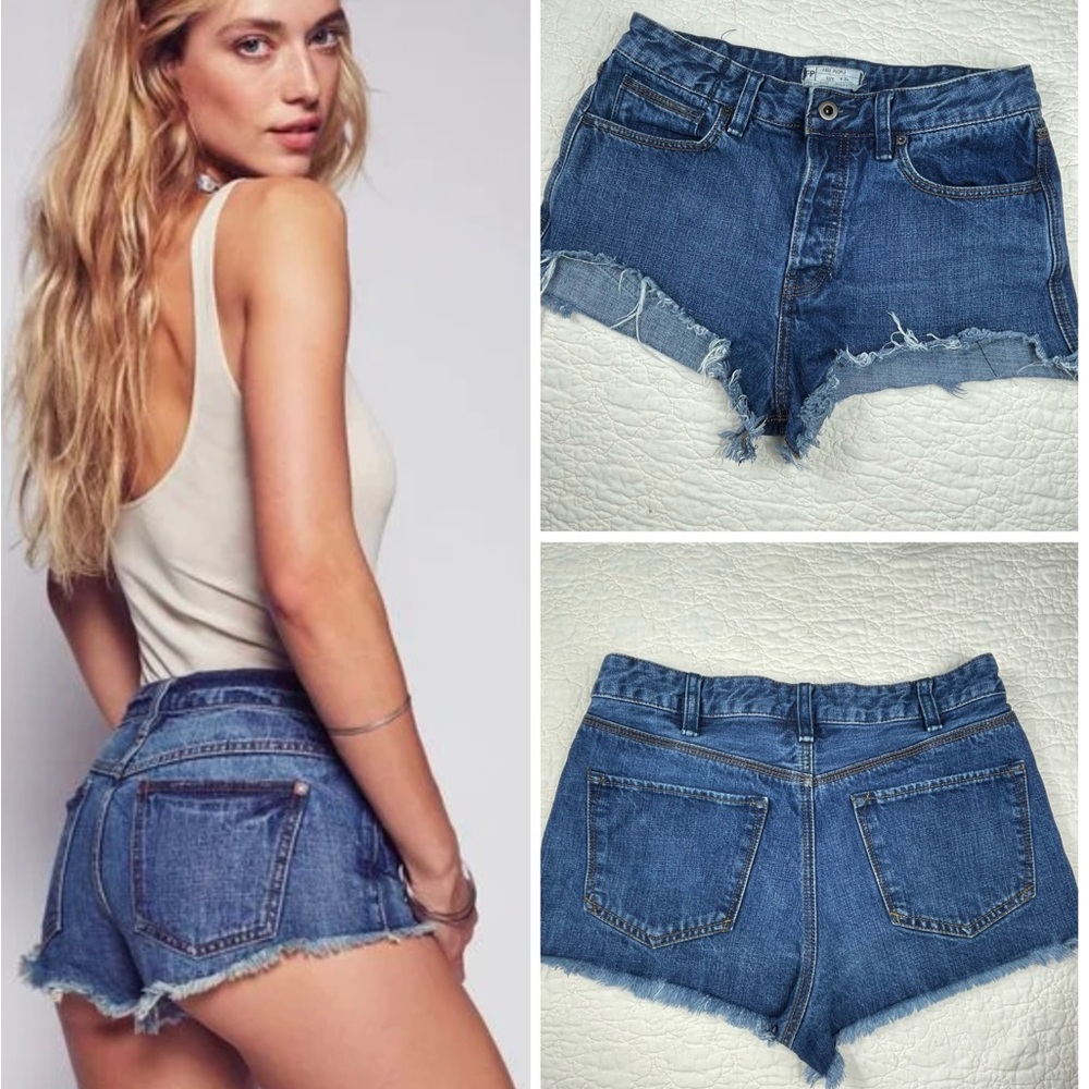🔥Free People Cheeky Cutoff Distressed Frayed Shorts Denim Jeans Mid Wash Size 28